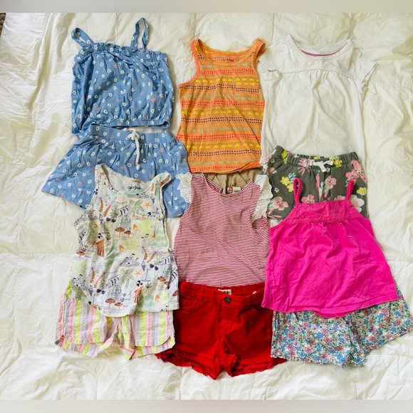 Girl Clothing Bundle Size 5 (15+ outfits) - Picture 2 of 6